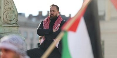 Palestinagrupper i upprop för uteslutningshotad V-politiker: "Våra röster är villkorade"