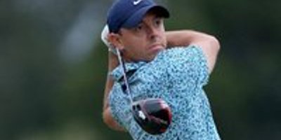 Wyndham Clark och Rickie Fowler i ledning i US Open – Rory McIlroy ett slag bakom