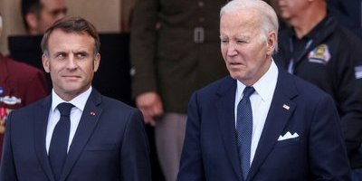 Alex Schulman: Det är mardrömslikt att se Joe Biden stappla runt i världen