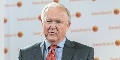 Göran Persson fortsätter i Swedbank – har inte "städat" klart