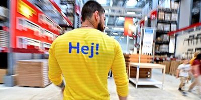 Erik Helmerson: Invandringen, försvaret, skolan – svensken struntar i Ikea-manualen och bara kör