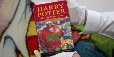 "Harry Potter"-omslag sålt för miljoner