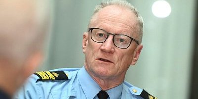 Polischefen: Regionerna har mandat att bryta matcher