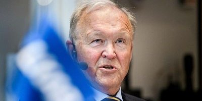 Göran Persson kräver snabbare tåg till Oslo