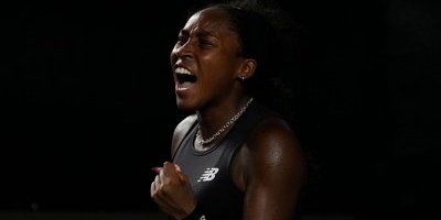 Coco Gauff första tonåring sedan 2009 att gå vidare i WTA-slutspelet