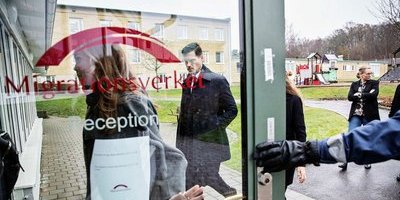 Återvändandecenter inte ens halvfulla ett år efter öppning