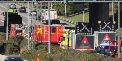 Lastbil i krock vid Södra länken i Stockholm