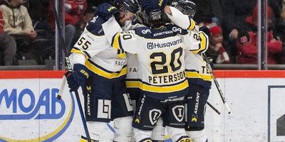 Anton Strålman med första målet i HV71 sedan återkomsten 