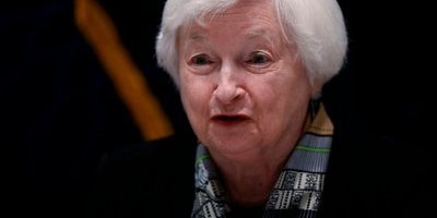 USA:s kreditbetyg sänks – Yellen "starkt" kritisk