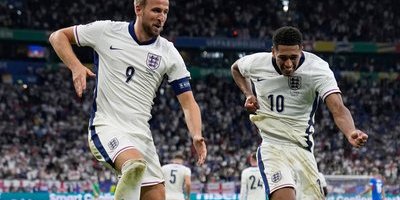 England vidare efter galen vändning