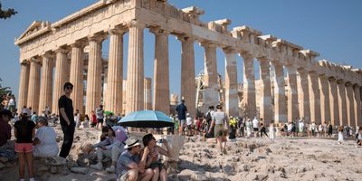 Extremvärme stänger Akropolis