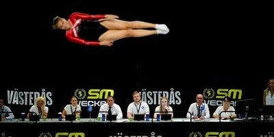 Johan Croneman: Hur lyckas jag fastna framför trampolin?