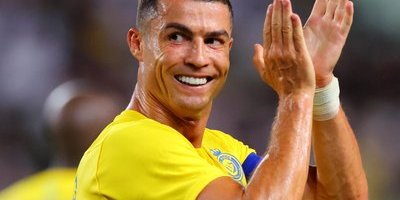 Cristiano Ronaldo hedras – får specialpris av Uefa