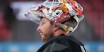 Linus Ullmark får jättekontrakt med Ottawa