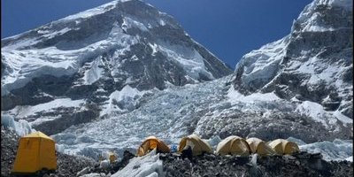 Uppläxningen till Mount Everests klättrare: Plocka upp bajset efter er