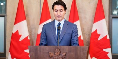 Trudeau ber Zelenskyj om ursäkt