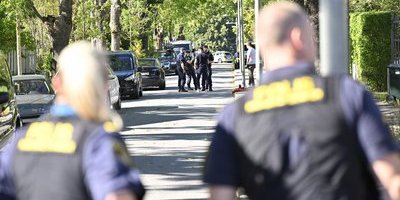 Polisinsats i villaområde efter larm om skottlossning