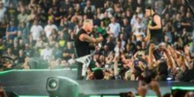 Metallica gör en gedigen uppvisning i arenarock på Ullevi