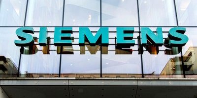 Siemens rapporterar högre nettovinst än väntat tredje kvartalet