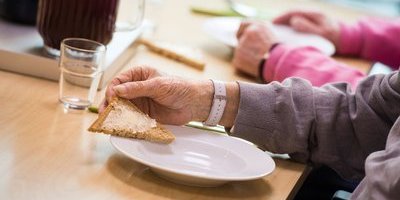 "Noll livskvalitet" och boende som inte får duscha på veckor